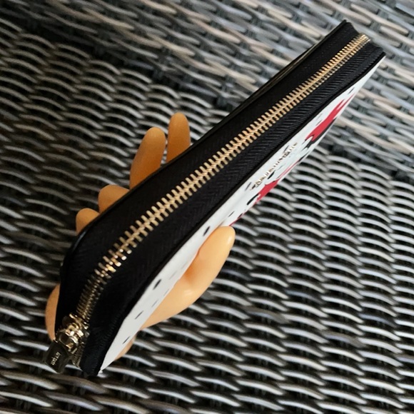 disney x kate spade new york other minnie mouse large continental wallet - Picture 8 of 16